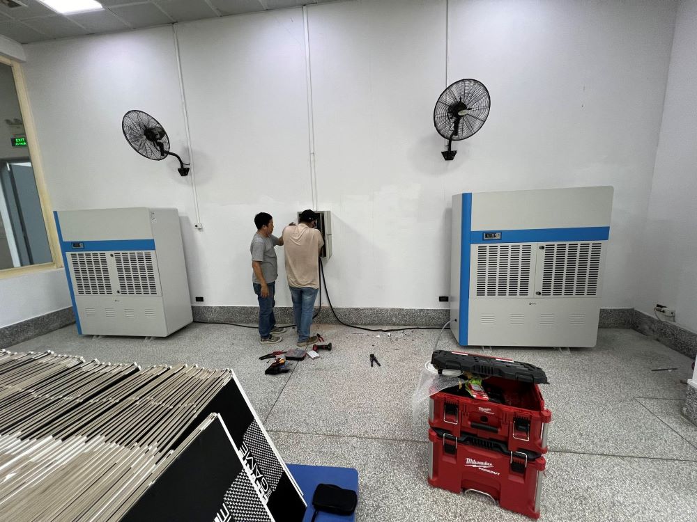 Lắp đặt máy hút ẩm công nghiệp cho nhà máy sản xuất bao bì 600m³