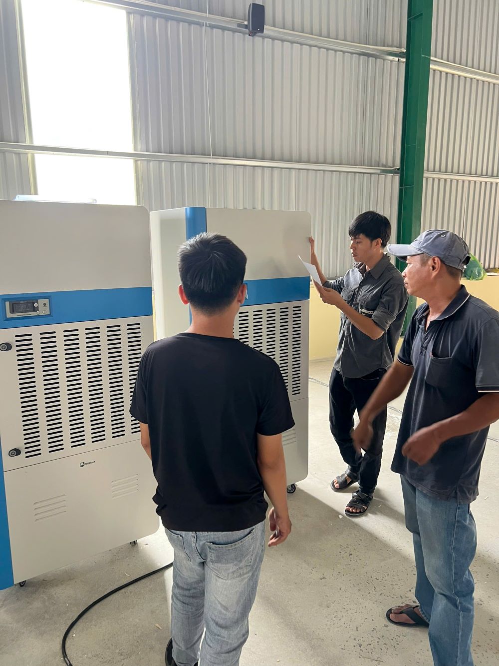 máy hút ẩm công nghiệp fujihaia