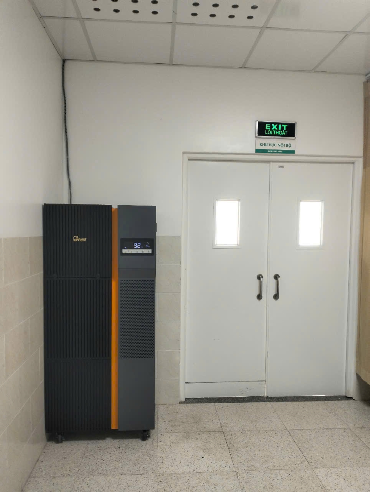 Máy hút ẩm công nghiệp FujiE HM-6240EN