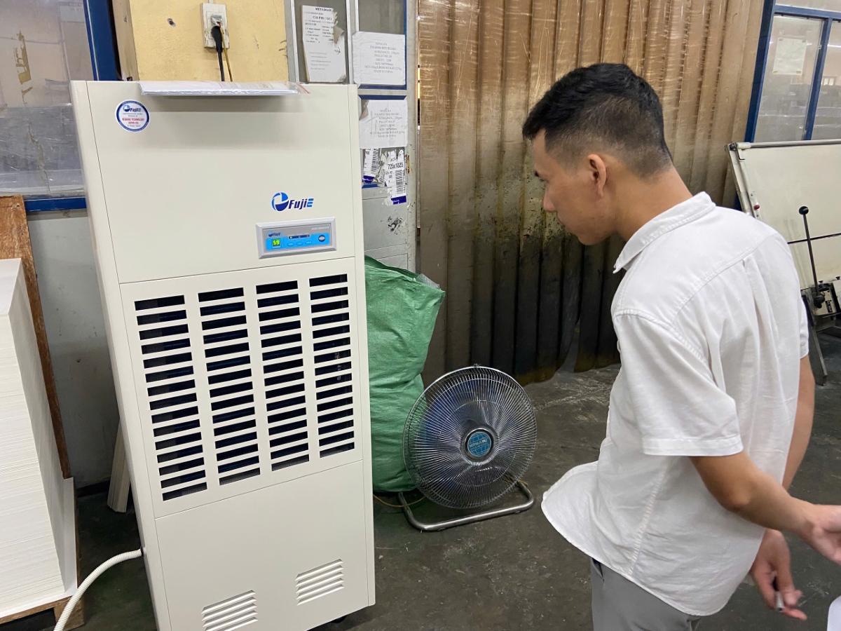 Máy hút ẩm công nghiệp FujiE đi vào hoạt động