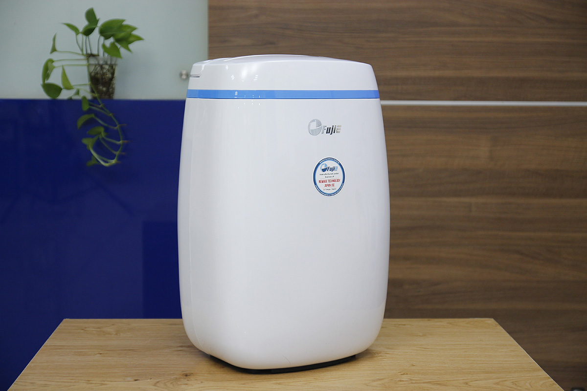 Máy hút ẩm dân dụng FujiE HM-614EB