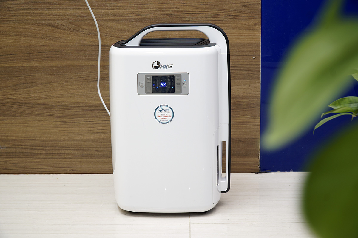 Máy hút ẩm dân dụng FujiE HM-916EC