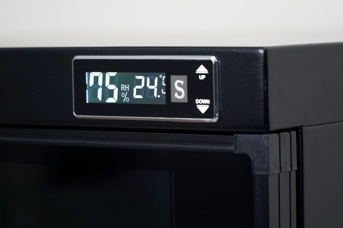 Tủ chống ẩm FujiE DHC80