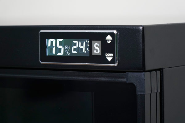 Tủ chống ẩm FujiE DHC80II