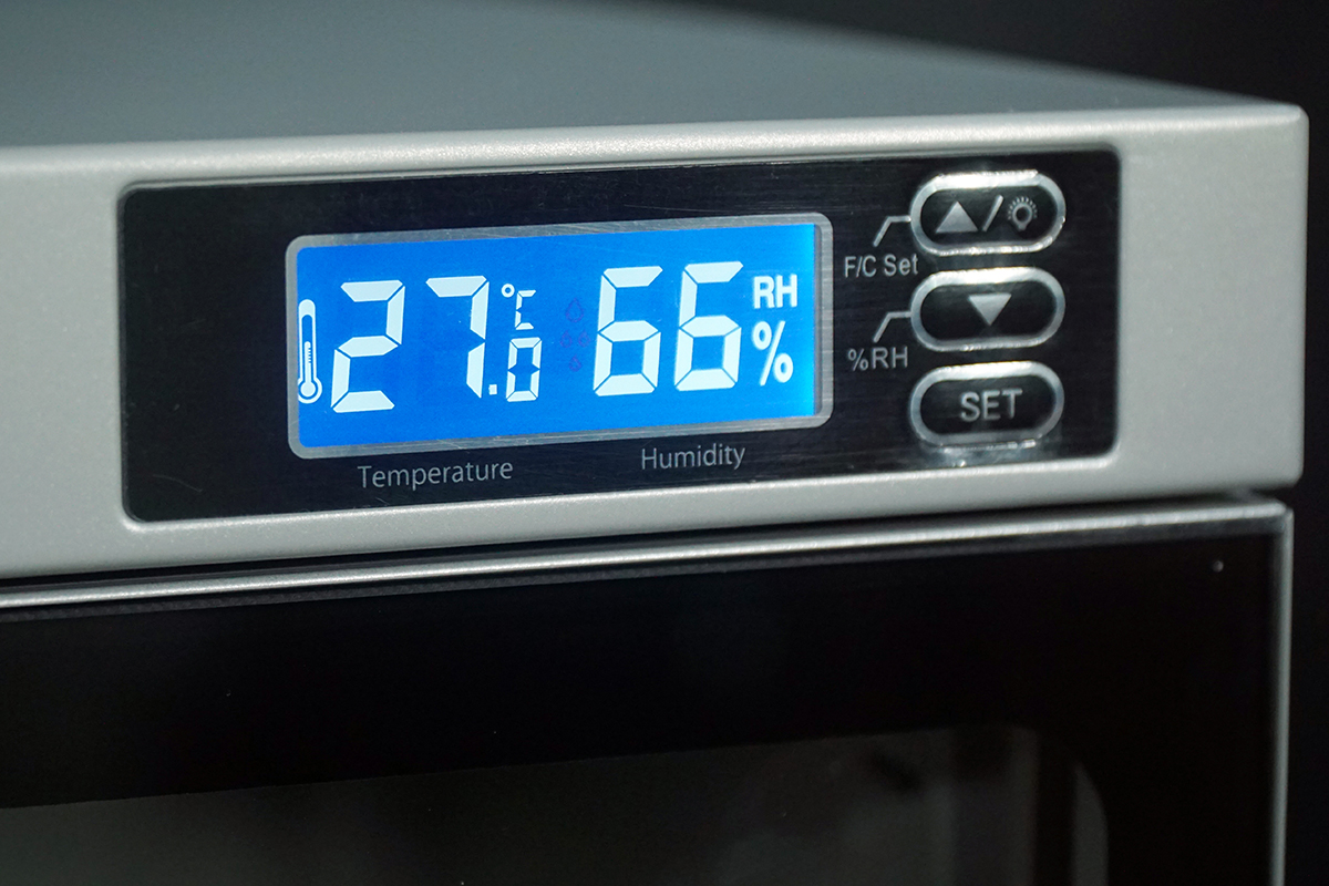 Tủ chống ẩm Nikatei NC-80HS Silver Plus