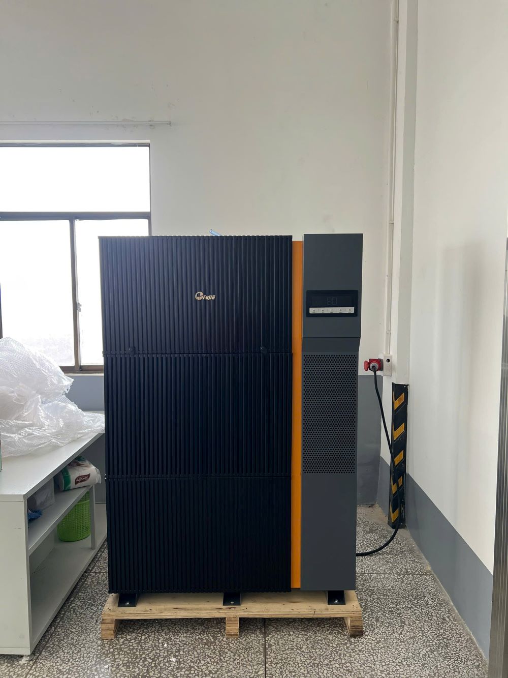 Máy hút ẩm công nghiệp kiểm soát ẩm tối ưu cho phòng sấy khô